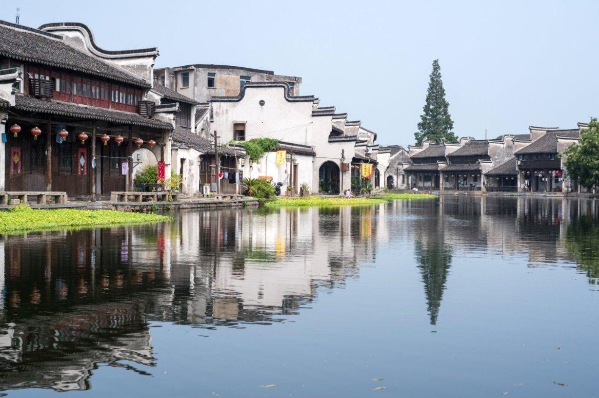 逃出诡异庄园